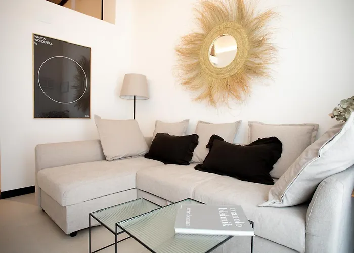 Lovely Exclusivity In Center Daire *