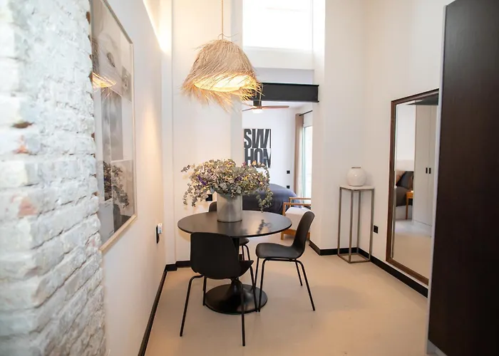 Lovely Exclusivity In Center Daire *