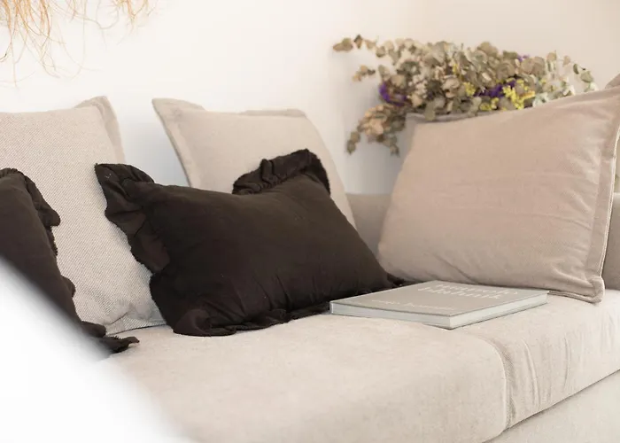 Lovely Exclusivity In Center Daire *