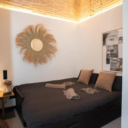 Lovely Exclusivity In Center Daire